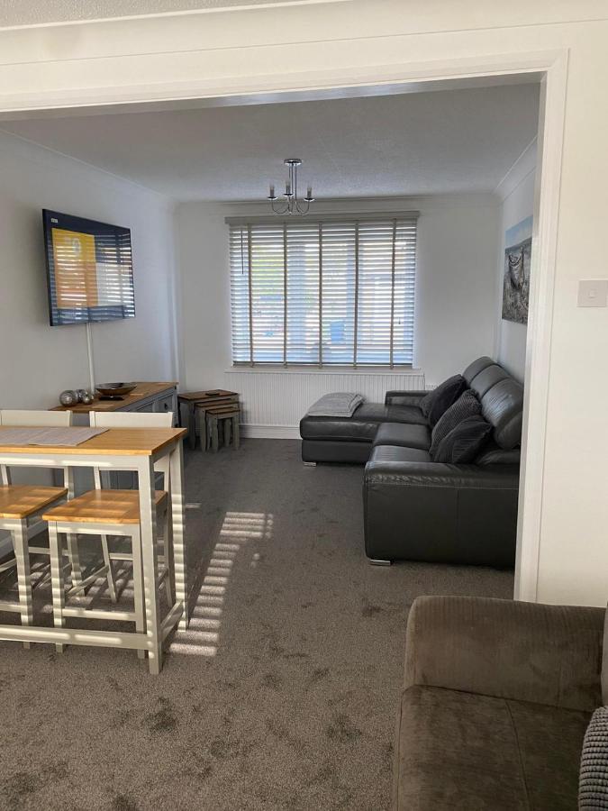 Riverside Park Ground Floor Apartment - St Neots Buitenkant foto