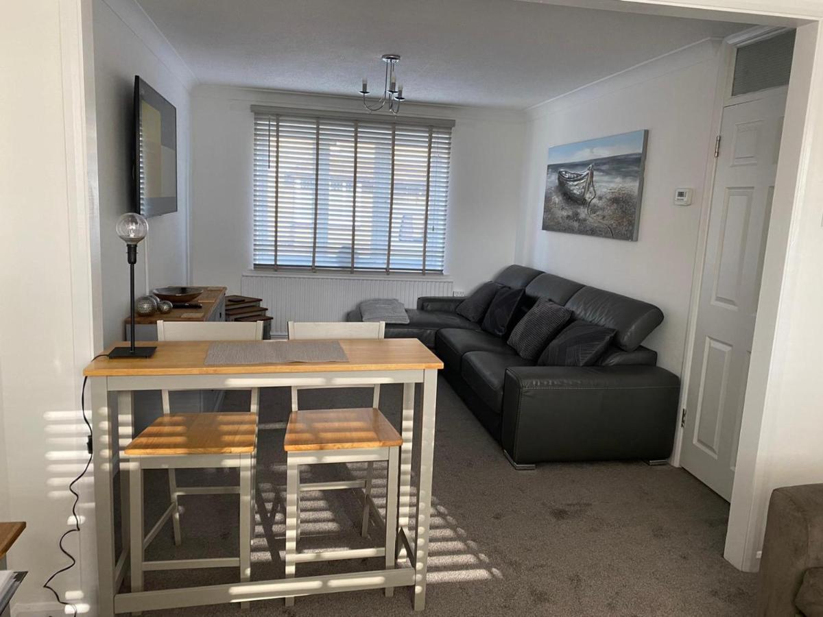 Riverside Park Ground Floor Apartment - St Neots Buitenkant foto
