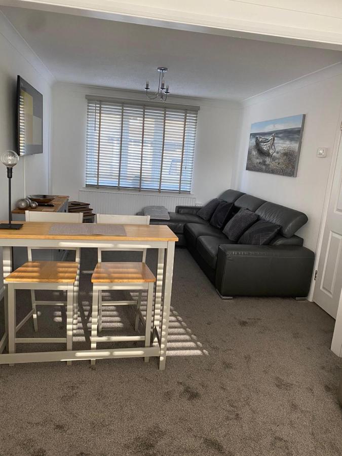 Riverside Park Ground Floor Apartment - St Neots Buitenkant foto